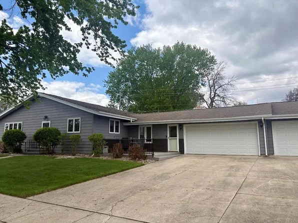 1206 N 29th St, Fort Dodge, IA 50501
