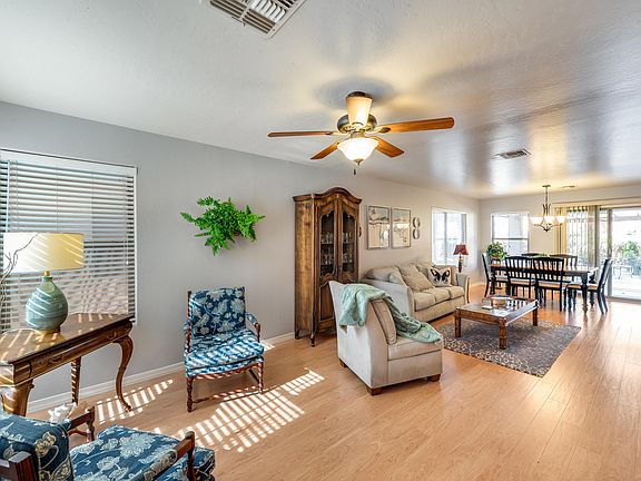 4th image of 914 W Desert Sky Dr