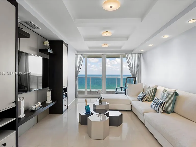 19111 Collins Ave #806 — Photo 6