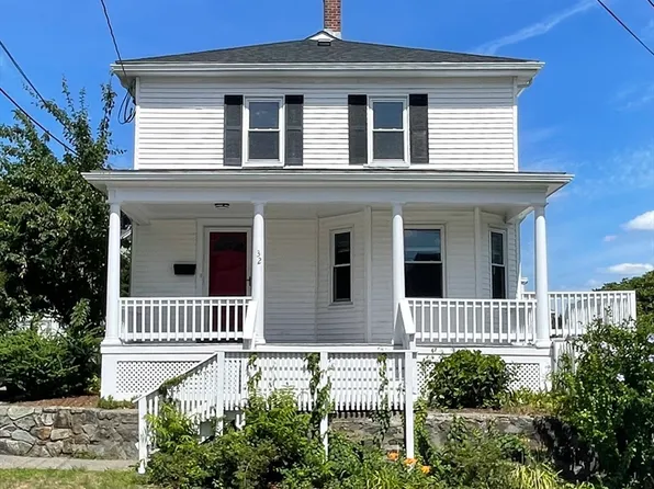 32 Bayard St, Dedham, MA 02026