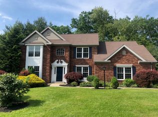 253 Saint Leonards Ln, Cranberry Township, PA 16066