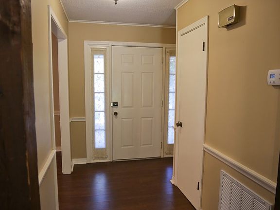 4th image of 154 Lincoln Estates Dr