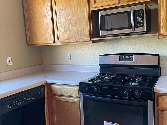5th image of 4496 W Rose Mist Way