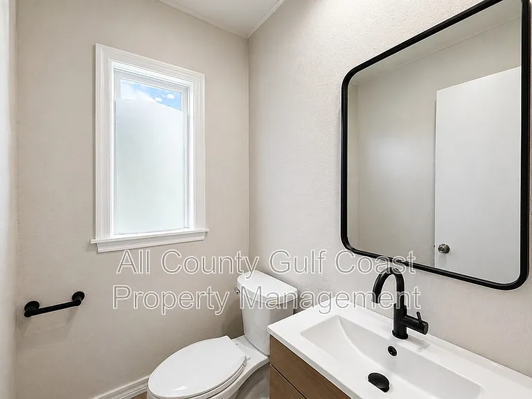 219 Glen Oak Rd — Photo 9