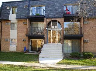 15B E Dundee Quarter Dr UNIT 104, Palatine, IL 60074