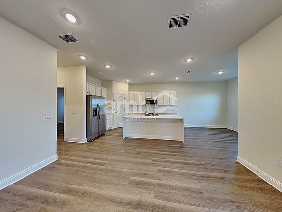 5th image of 5958 Sycamore Place St