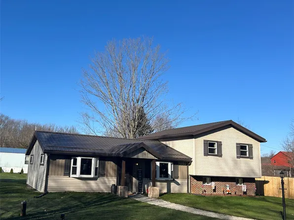 2567 W Lake Rd, Jamestown, PA 16134