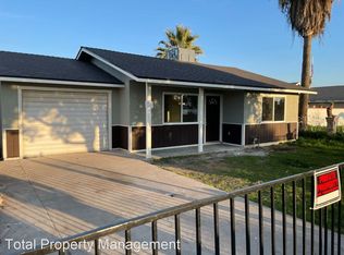 648 S R St, Tulare, CA 93274