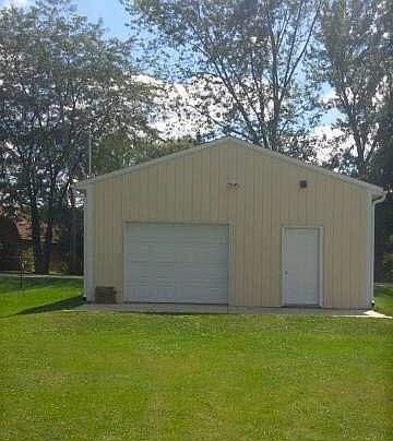 2nd image of 598 Swains Lake Dr