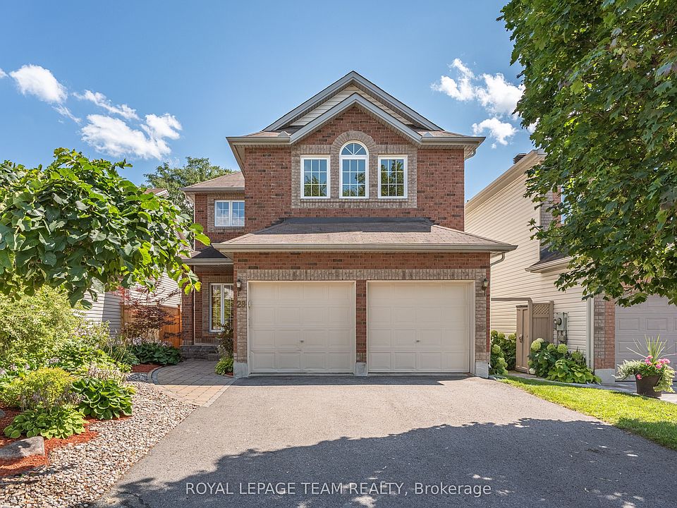 1st image of 28 Borealis Cres