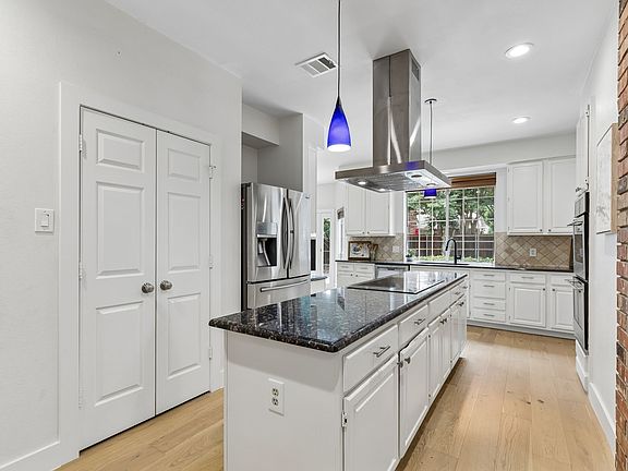 3rd image of 2902 Stonepointe