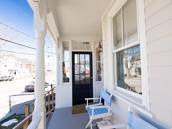 Front porch for people watching