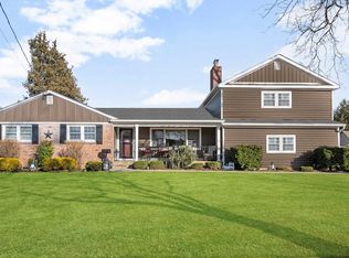 170 Broadway, Bethpage, NY 11714