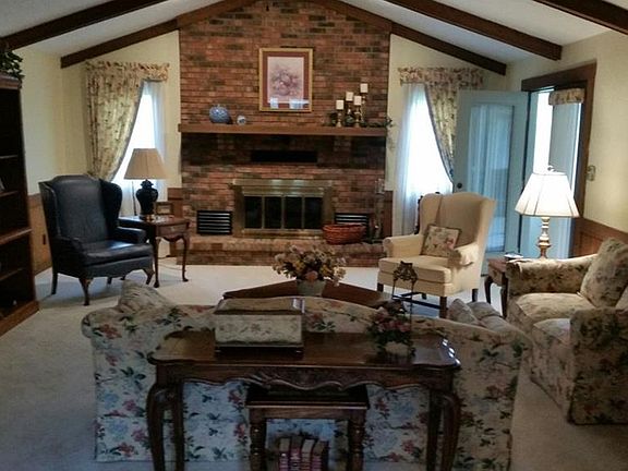 5th image of 517 Wayside Ct