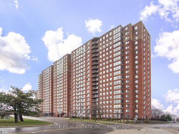330 McCowan Rd #1710, Toronto, ON M1J 3N3