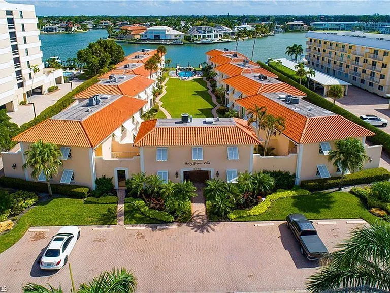 3070 Gulf Shore Blvd N #103 — Photo 47