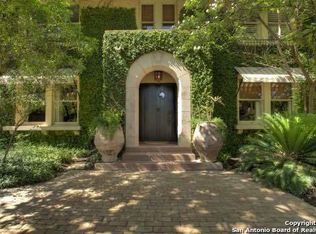 475 Burr Rd, Terrell Hills, TX 78209