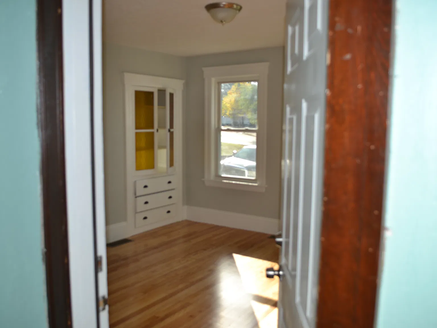 2 bed, 1161 sqft, $1,950 — Photo 2