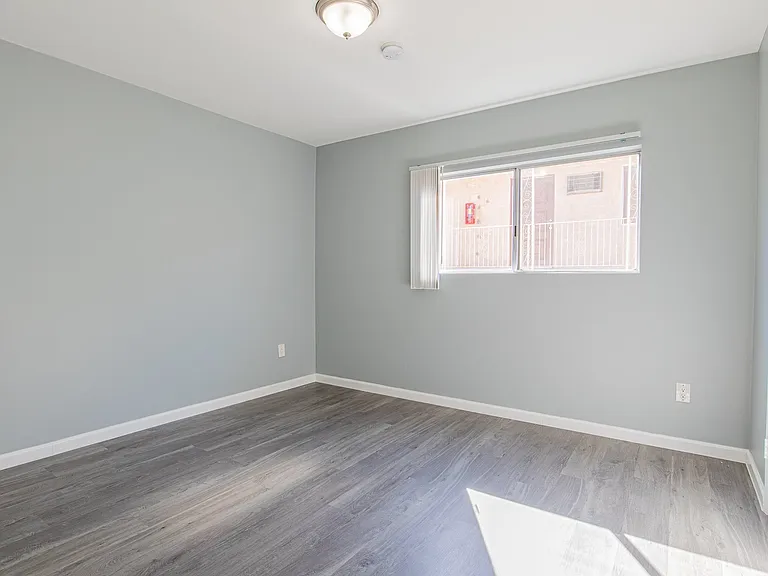 Northgate Apartments — Photo 17
