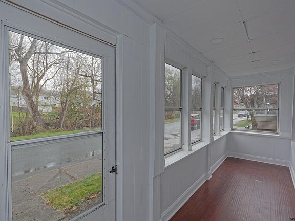 3rd image of 73 Round Lake Ave