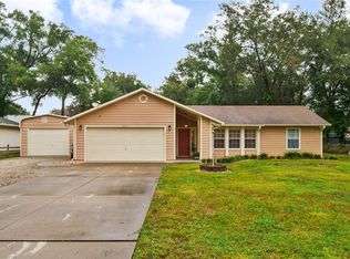 25715 Timuquana Dr, Mount Plymouth, FL 32776