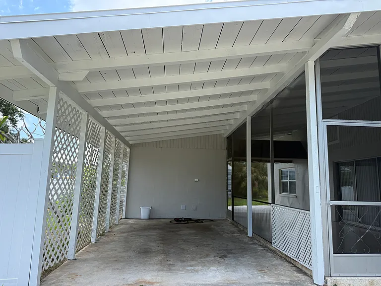 3104 Saint Clair Ave — Photo 24