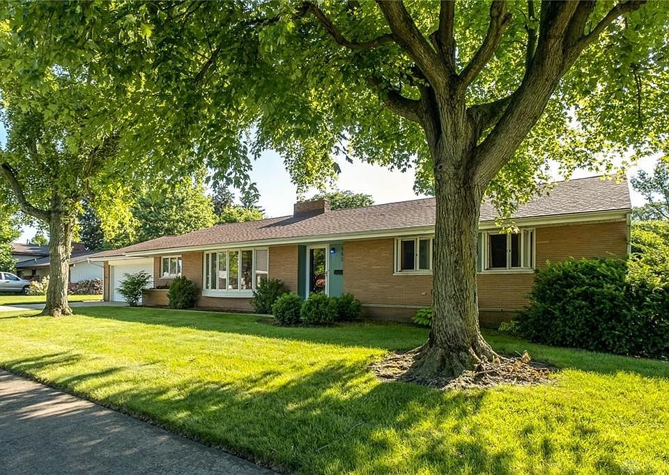 1st image of 985 Morningside Dr