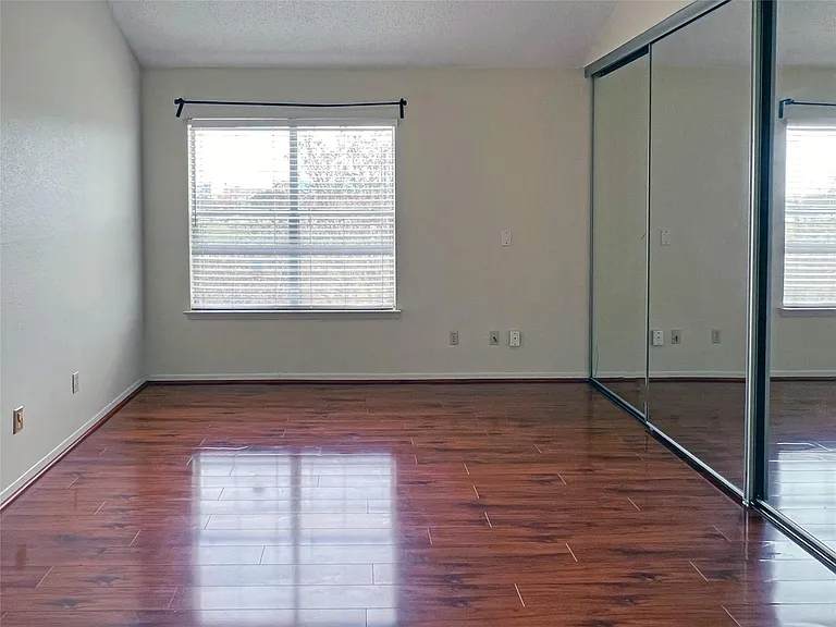 2910 Grants Lake Blvd #704 — Photo 12