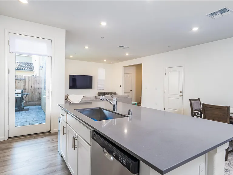 6618 E Grant Ave — Photo 11