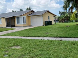 5520 Kenwood Dr, North Port, FL 34287