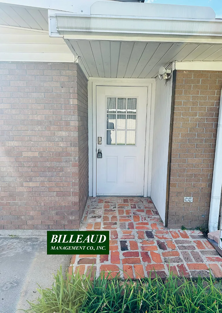 1 bed, 600 sqft, $1,100 — Photo 1