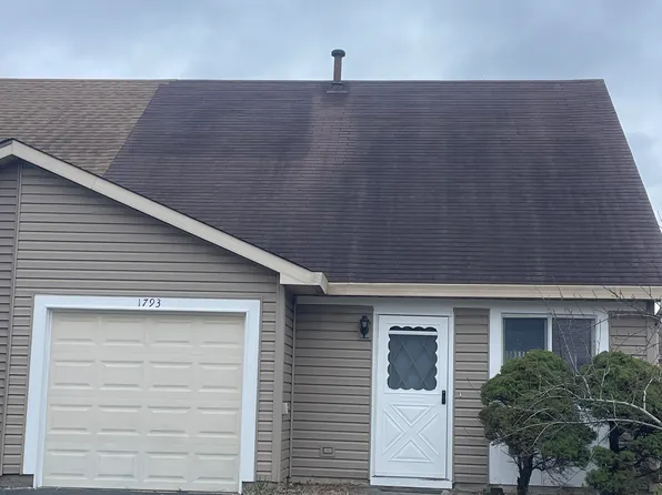 1793 Goddard Ln, Hanover Park, IL 60133