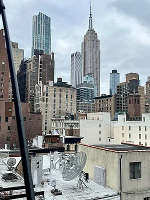 Sold by Compass | media 16