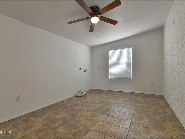 7958 Starry Night Dr — Photo 45