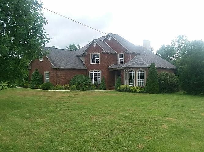 775 Lexington Cir Manchester TN