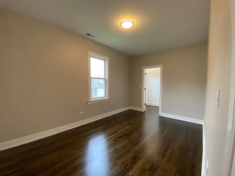 10653 S Calhoun Ave #1 — Photo 4