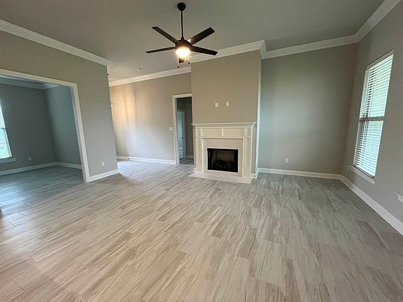 2nd image of 302 Stack Dr