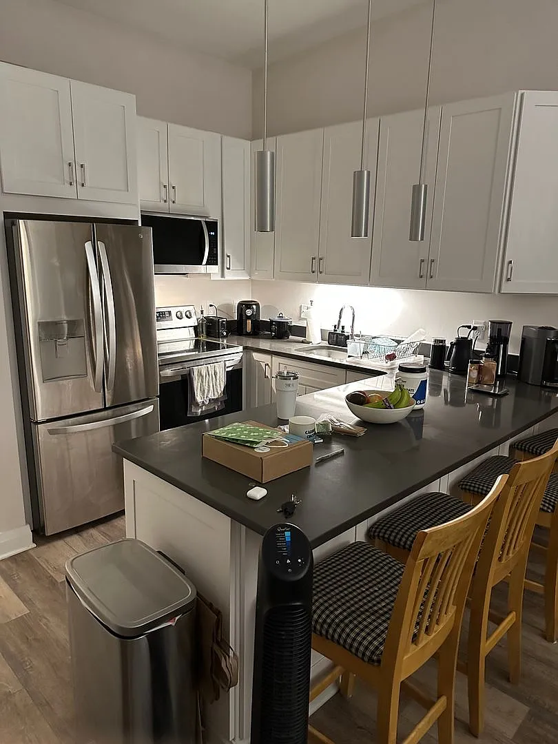 Welcome to Urban Elegance in the Heart of Historic Old City, Philadelphia — Photo 4