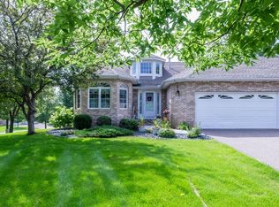 4169 Thornhill Ln, Vadnais Heights, MN 55127