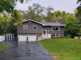 7450 213th St N, Forest Lake, MN 55025