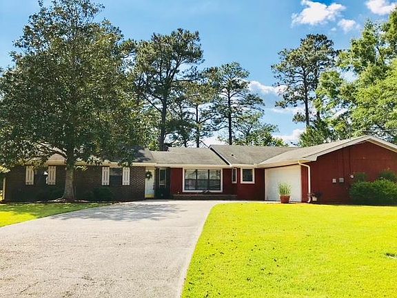 2nd image of 102 Country Club Dr