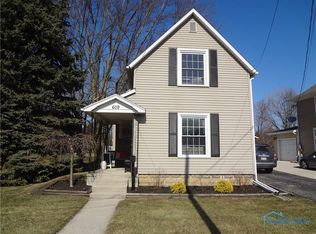 609 E Chestnut St, Wauseon, OH 43567