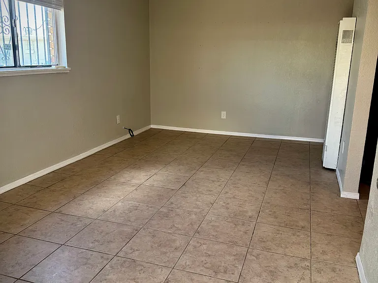 1223 E Hernandez Rd #1 — Photo 5