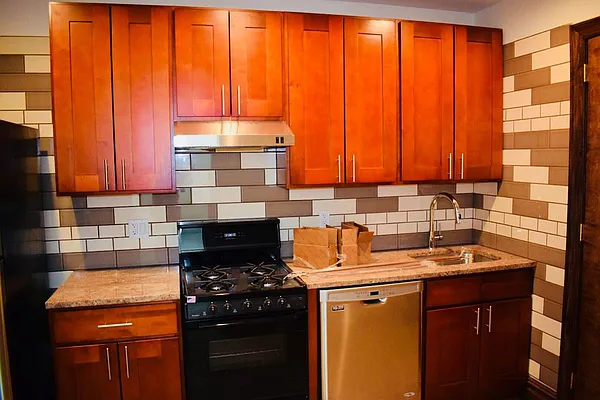 Rented by Farran & Associates | media 7