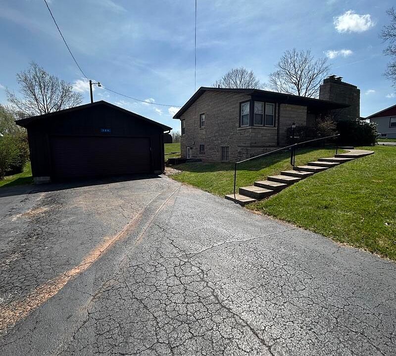 1st image of 304 Crume Rd