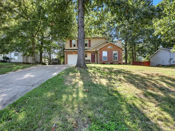 410 Bridlewood Rd, Clarksville, TN 37042