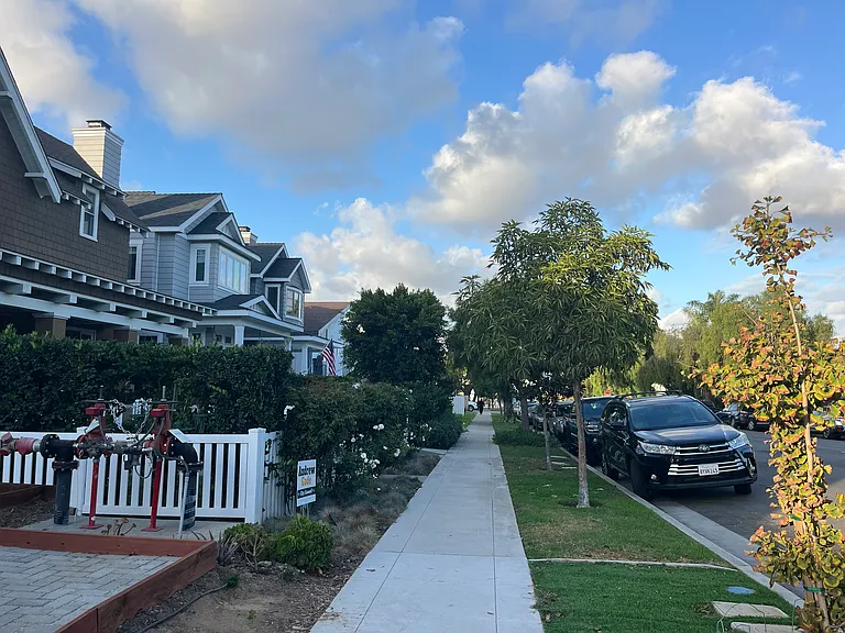 250 B Ave #A — Photo 26