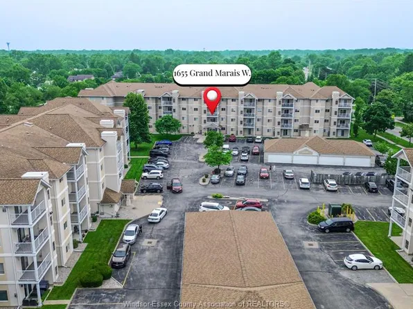 1655 Grand Marais Rd E #310, Windsor, ON N8W 1W3