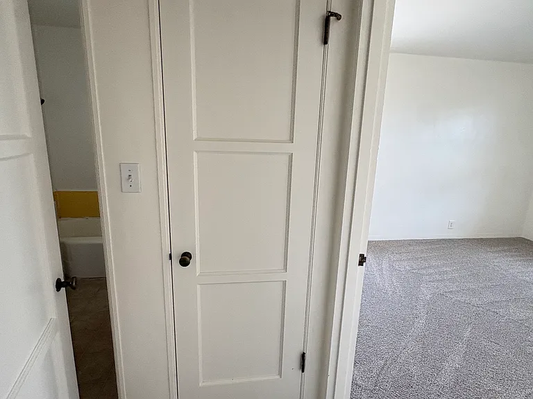 501 E Carrillo St #503 — Photo 15