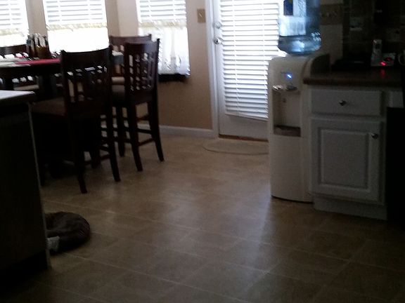 5th image of 713 Margaret Ave